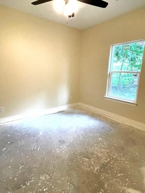 1112 Holly Springs Dr, Huntsville, TX 77320 - photo 5