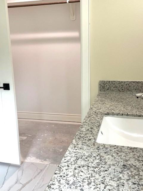 1112 Holly Springs Dr, Huntsville, TX 77320 - photo 13