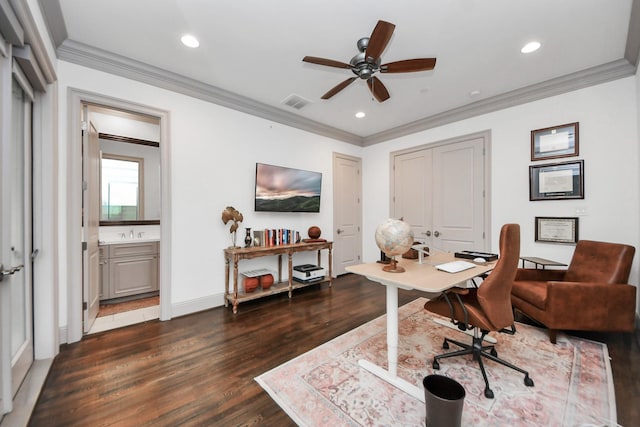 403 W Pierce St W, Houston, TX 77019 - office area featuring wood finished floors, crown molding, ceiling fan, recessed lighting, and baseboards