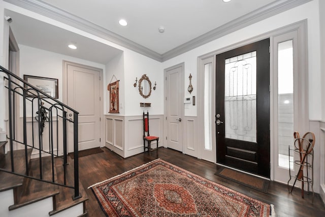 403 W Pierce St W, Houston, TX 77019 - entrance foyer with wood finished floors, wainscoting, stairway, ornamental molding, and recessed lighting