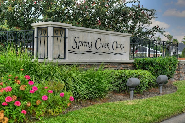 5811 Cimmaron Creek Ct, Spring, TX 77379 - community sign featuring fence