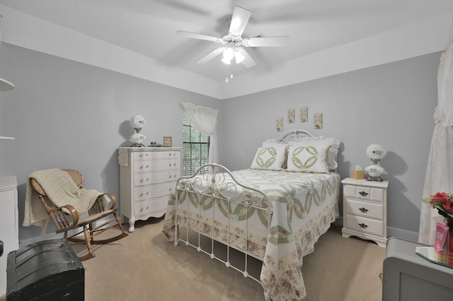 5 Highland Hollow Dr, Conroe, TX 77304 - carpeted bedroom featuring a ceiling fan