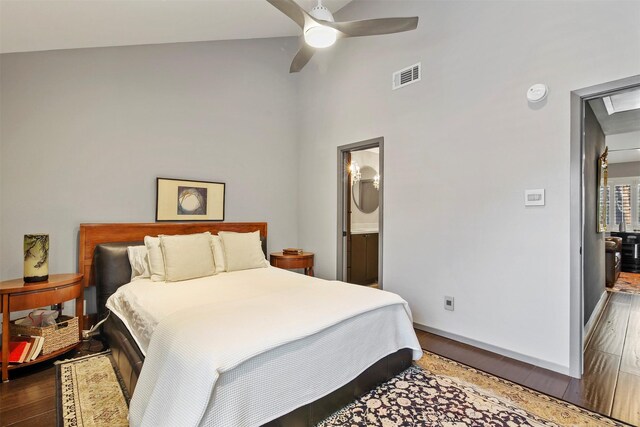 2100 Commonwealth St Unit B, Houston, TX 77006 - bedroom with visible vents, wood finished floors, baseboards, ceiling fan, and a high ceiling