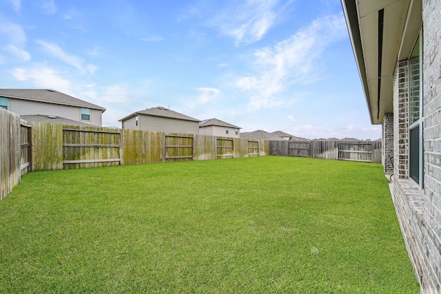 32927 Franklin Brooks Dr, Brookshire, TX 77423 - view of yard with a fenced backyard
