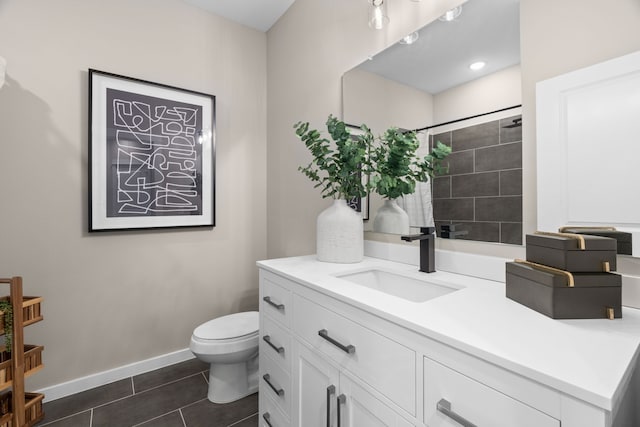 full bath featuring tile patterned flooring, vanity, toilet, baseboards, and a shower with shower curtain