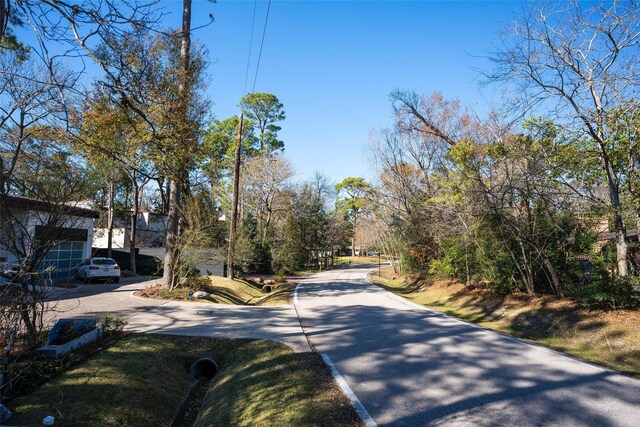 1105 Ridgeley Dr, Hilshire Village, TX 77055