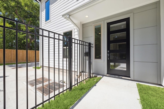 540 Janisch Rd Unit F, Houston, TX 77018 - doorway to property with fence