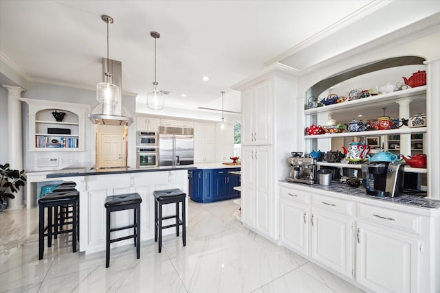 1623 Scenic Shore Dr, Kingwood, TX 77345 - kitchen featuring open shelves, appliances with stainless steel finishes, a breakfast bar, blue cabinetry, and ornamental molding