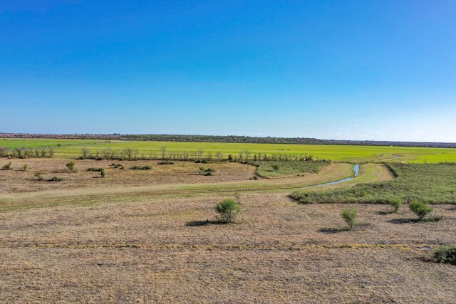000 County Road 8, Guy, TX 77444