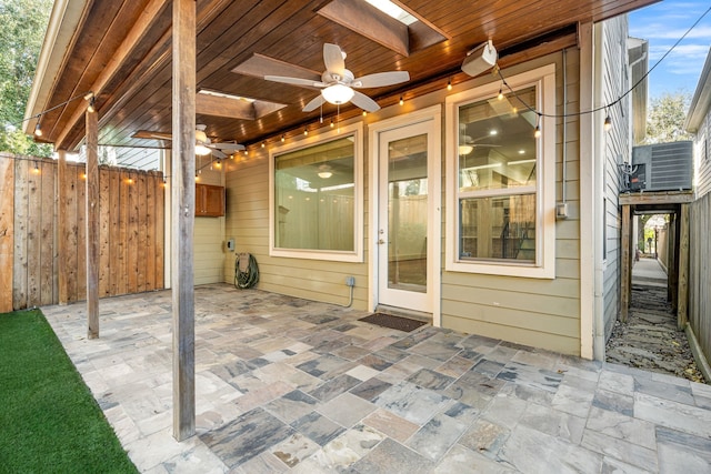 6115 Hamman St, Houston, TX 77007 - view of patio / terrace with a ceiling fan, fence, and cooling unit