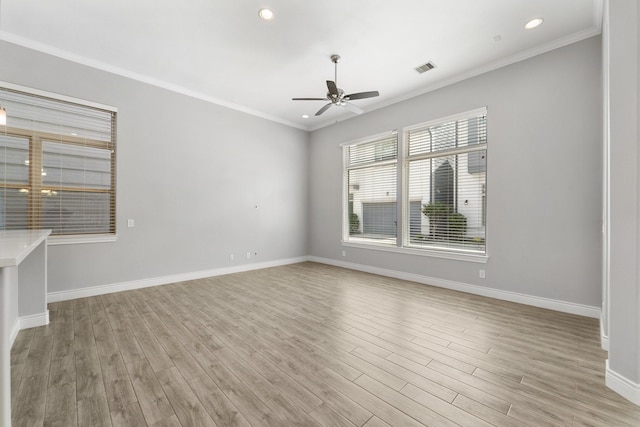 empty room with light wood-type flooring, recessed lighting, baseboards, and ceiling fan