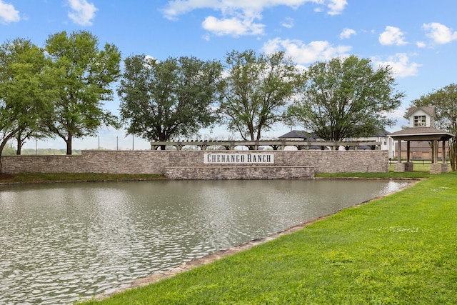 21610 Chenango Lake Dr, Angleton, TX 77515