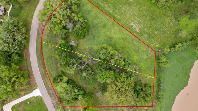 21610 Chenango Lake Dr, Angleton, TX 77515