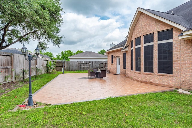 4103 Oak Blossom Ct, Houston, TX 77059 - view of patio with a fenced backyard