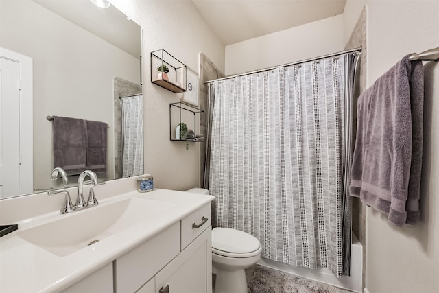 4711 Bartagrass Dr, Rosenberg, TX 77469 - full bath with vanity, shower / bathtub combination with curtain, and toilet
