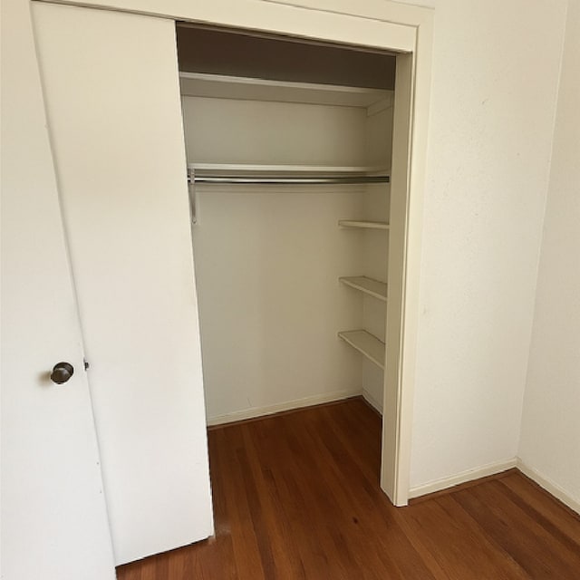 1904 Gun And Rod Rd, Brenham, TX 77833 - view of closet