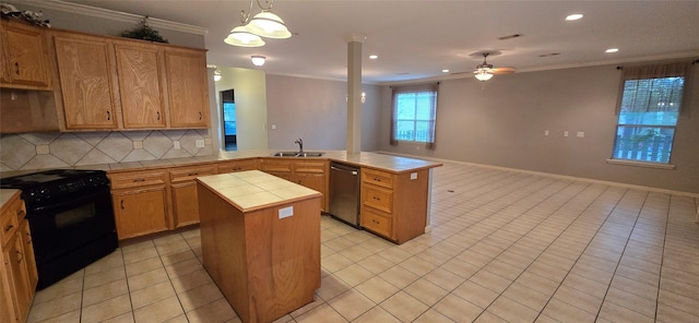 kitchen featuring crown molding, a sink, dishwasher, a peninsula, and black gas range