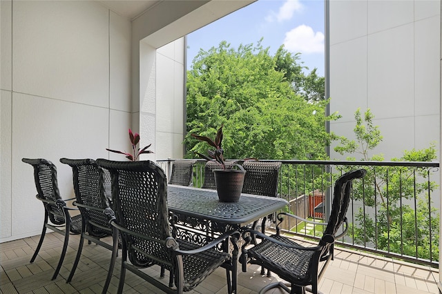 6113 Nicholas Grove Pl, Houston, TX 77055 - view of balcony