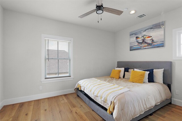 6113 Nicholas Grove Pl, Houston, TX 77055 - bedroom with recessed lighting, baseboards, hardwood / wood-style flooring, and visible vents
