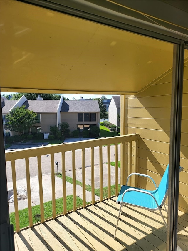 3922 Lakewood Dr, Montgomery, TX 77356 - balcony featuring a residential view