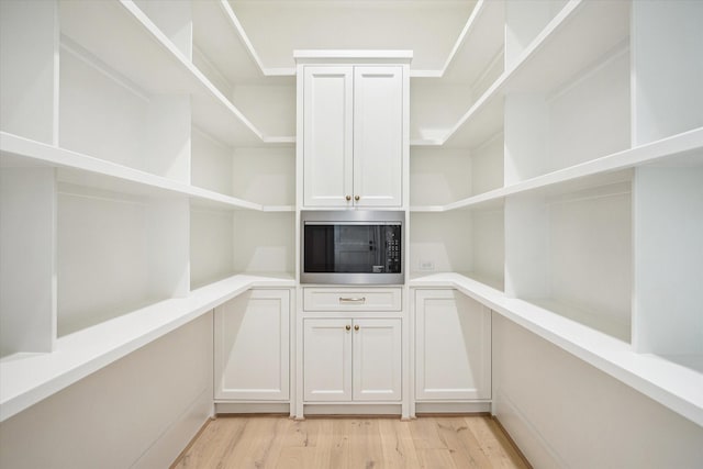 1016 Alexander St, Houston, TX 77008 - view of pantry