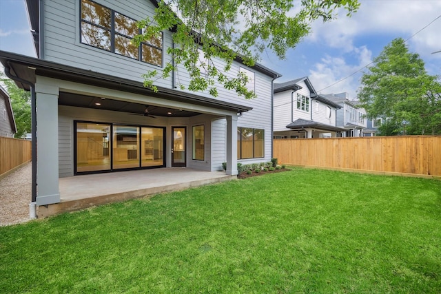 1016 Alexander St, Houston, TX 77008 - back of house featuring a patio and a ceiling fan