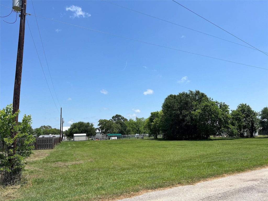 1714 Ruthven St, Palacios, TX 77465