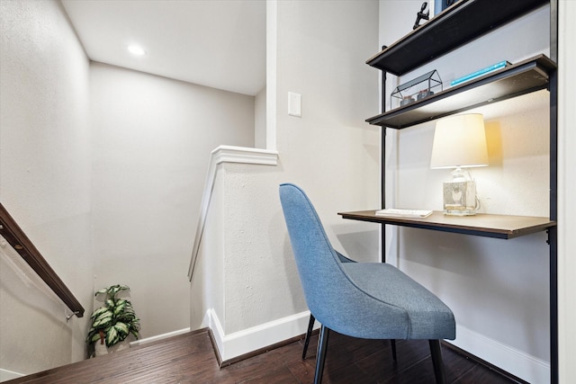 1201 Mcduffie St Unit 169, Houston, TX 77019 - home office featuring baseboards, wood finished floors, and recessed lighting