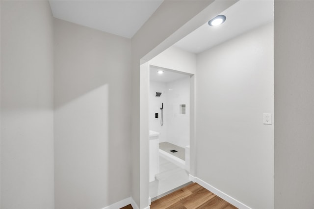 409 24th Ave N, Texas City, TX 77590 - corridor featuring light wood finished floors and recessed lighting