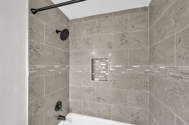 409 24th Ave N, Texas City, TX 77590 - full bathroom with washtub / shower combination