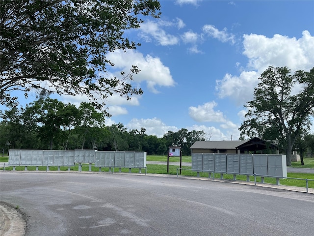 32526 Bayou Bnd, Richwood, TX 77515
