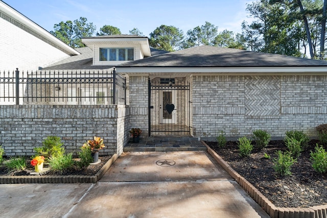 28710 Sapphire Cir, Magnolia, TX 77355 - view of exterior entry with fence
