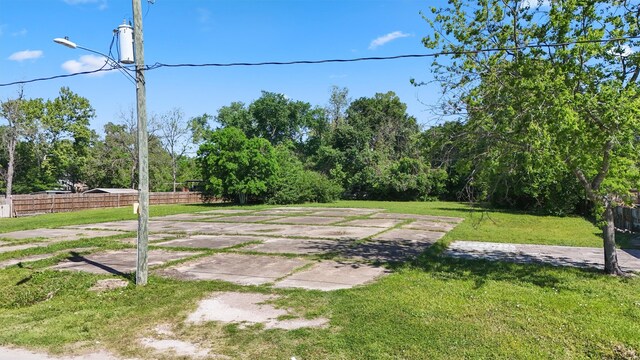 904 Dolly Wright St, Houston, TX 77088