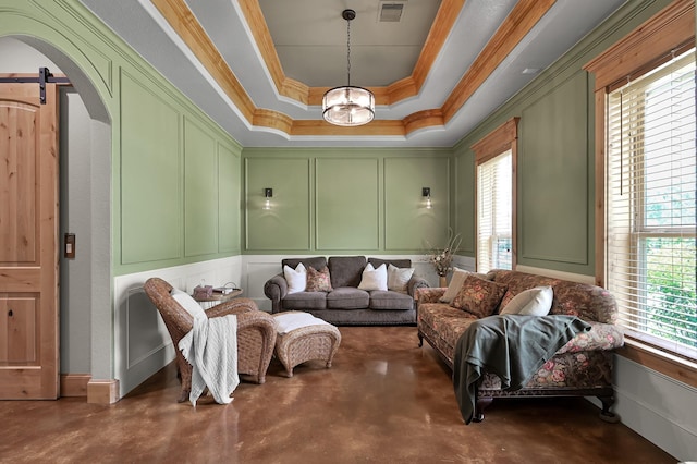 9948 Roda Dr, Conroe, TX 77303 - sitting room featuring crown molding, a decorative wall, finished concrete flooring, arched walkways, and visible vents
