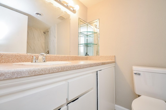 1950 Spenwick Dr Unit 302, Houston, TX 77055 - bathroom with toilet, visible vents, a shower, and vanity