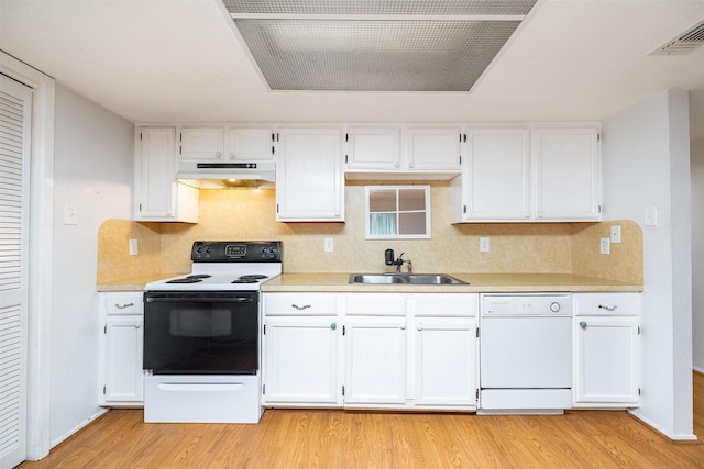 14777 Wunderlich Dr Unit 1103, Houston, TX 77069 - kitchen with electric range, under cabinet range hood, a sink, light wood-style flooring, and dishwasher