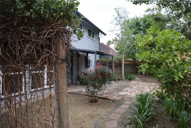 1035 Wirt Rd, Houston, TX 77055 - exterior space featuring fence and a patio