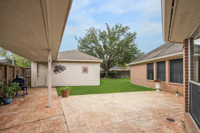 view of patio featuring a fenced backyard