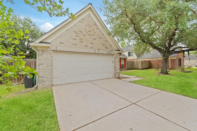view of front of house featuring brick siding, fence, an outdoor structure, and a front lawn