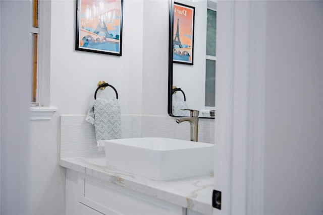 1719 Wagon Gap Trl, Houston, TX 77090 - bathroom featuring vanity
