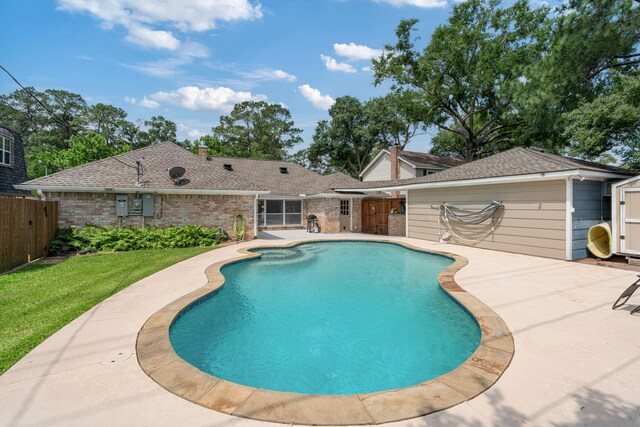 15110 Falling Creek Dr, Houston, TX 77068 - view of swimming pool featuring fence, a patio, and an in-ground hot tub