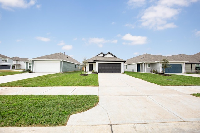 view of front of property with a front lawn