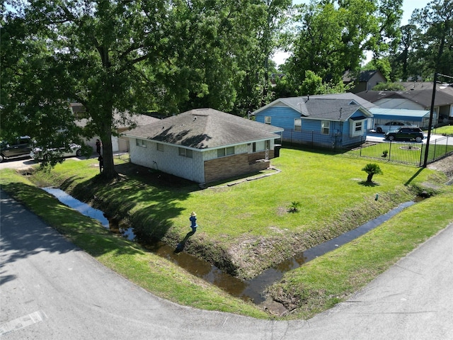 8038 Woodlyn Rd, Houston, TX 77028 - aerial view