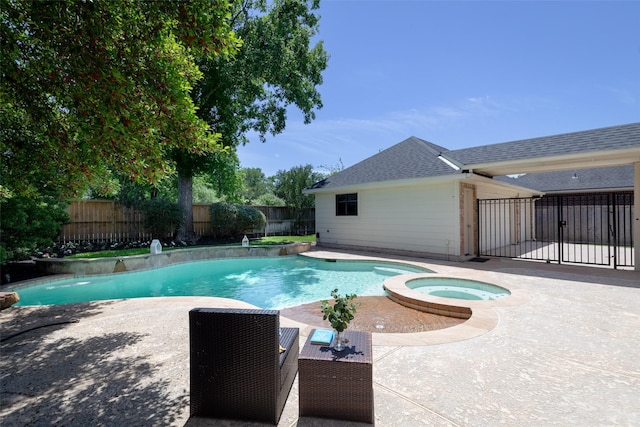 5514 Chase Hbr, Houston, TX 77041 - view of swimming pool featuring an in-ground hot tub, a fenced backyard, and a patio area