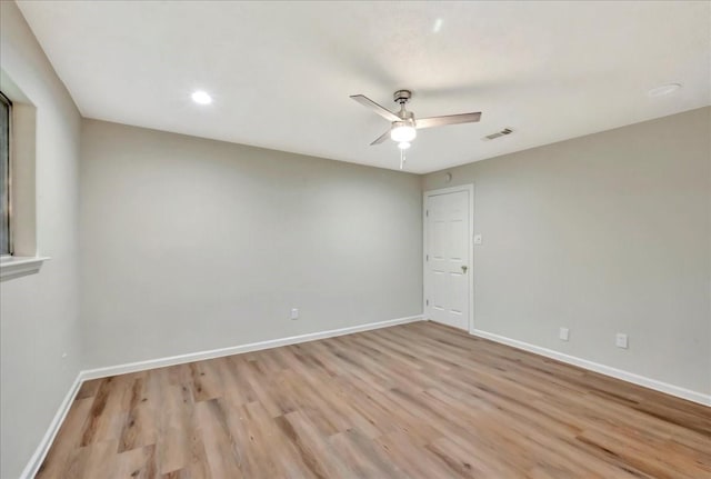 11438 Sageyork Dr, Houston, TX 77089 - unfurnished room with a ceiling fan, baseboards, visible vents, and light wood finished floors