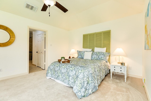 bedroom with carpet flooring, baseboards, visible vents, and ceiling fan