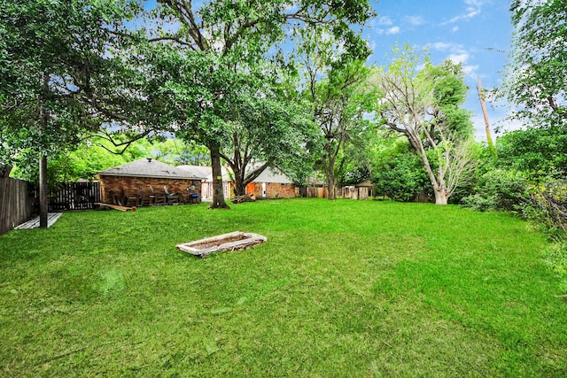 15510 Jersey Dr, Jersey Village, TX 77040 - view of yard featuring a fenced backyard