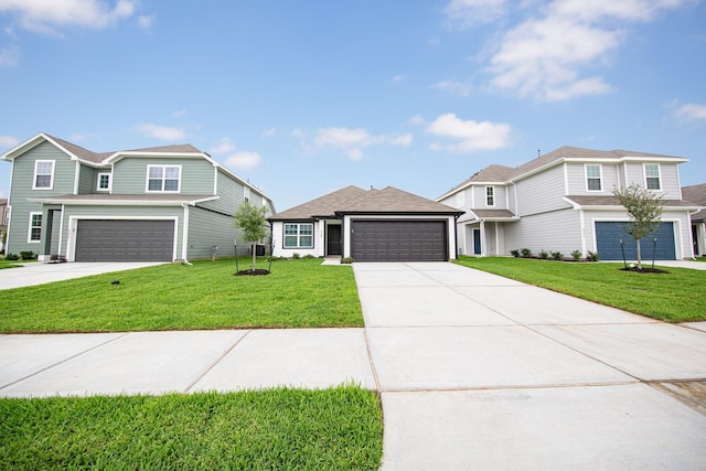 5107 Hector Gustavo Dr, Rosharon, TX 77583 - view of front of house featuring a garage and a front yard