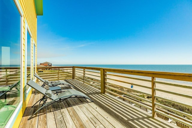 2386 Hwy 87, Gilchrist, TX 77617 - balcony featuring a water view