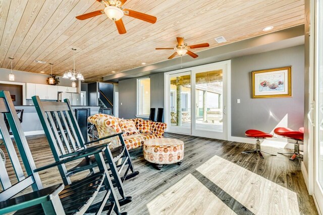 2386 Hwy 87, Gilchrist, TX 77617 - view of sunroom / solarium